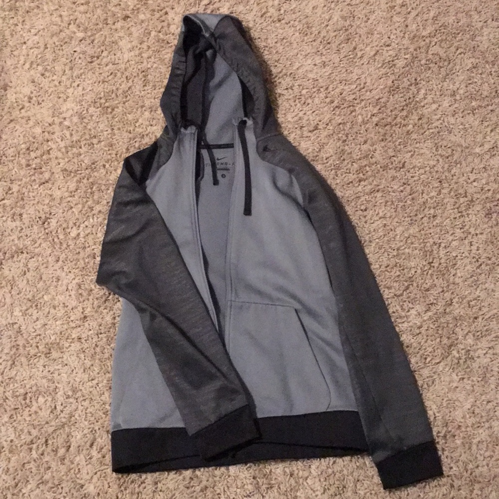Men’s Nike hoodie-front zip